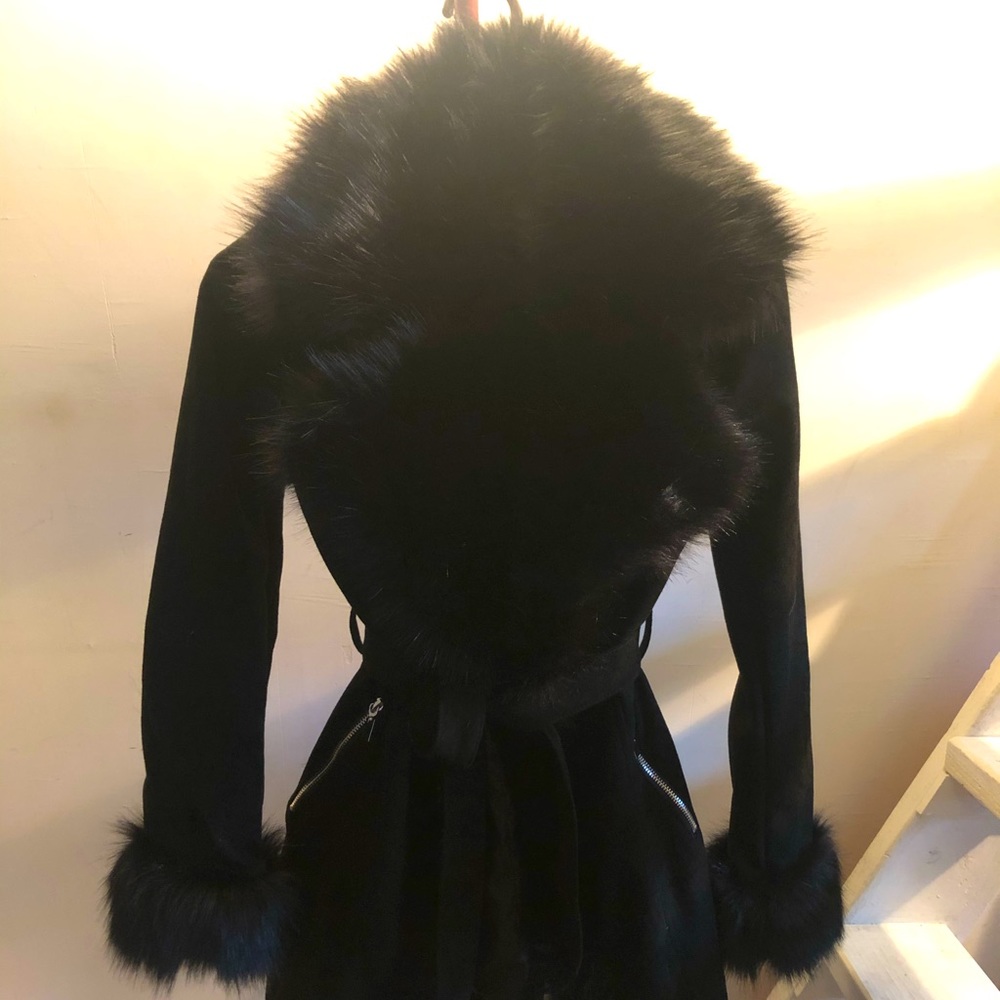 Black Faux Fur Trim Women's Coat